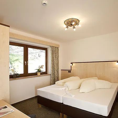 アパート Alpin *